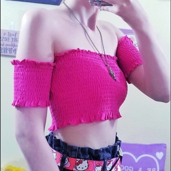 Zara Trafaluc Bright Pink Off Shoulder Ruched Cap Sleeve Crop Top - Picture 5 of 7